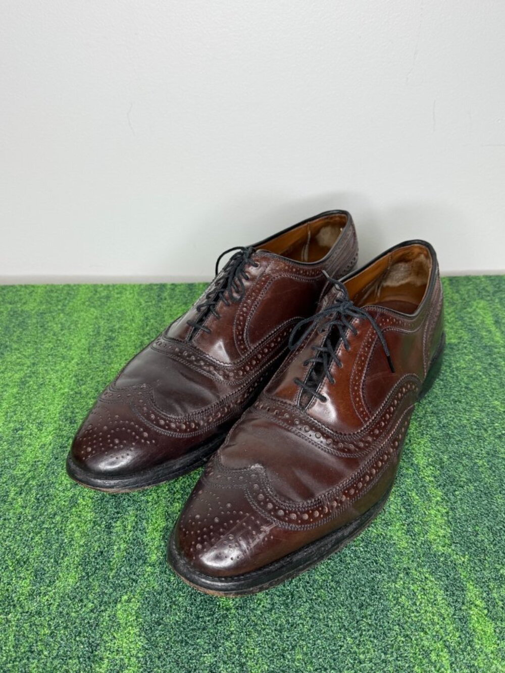 Allen Edmonds Cambridge Cordovan 8685 Wingtip Dress Shoes Burgundy Mens 11.5 D